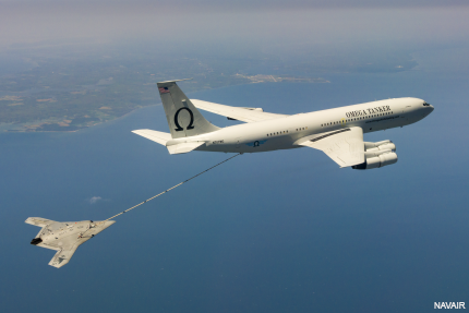 NAVAIR X-47B refueling